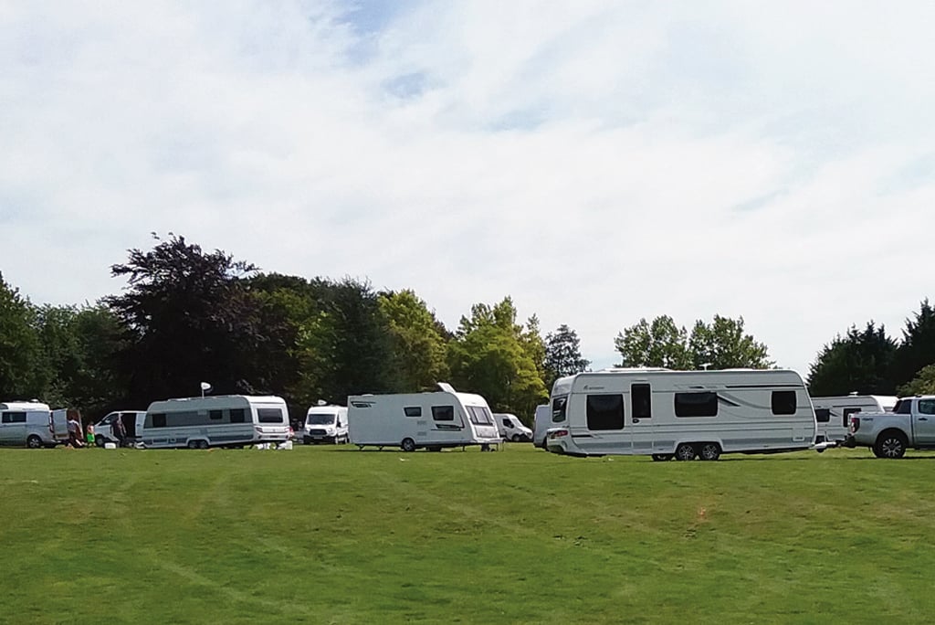 Trespassing Travellers on Land