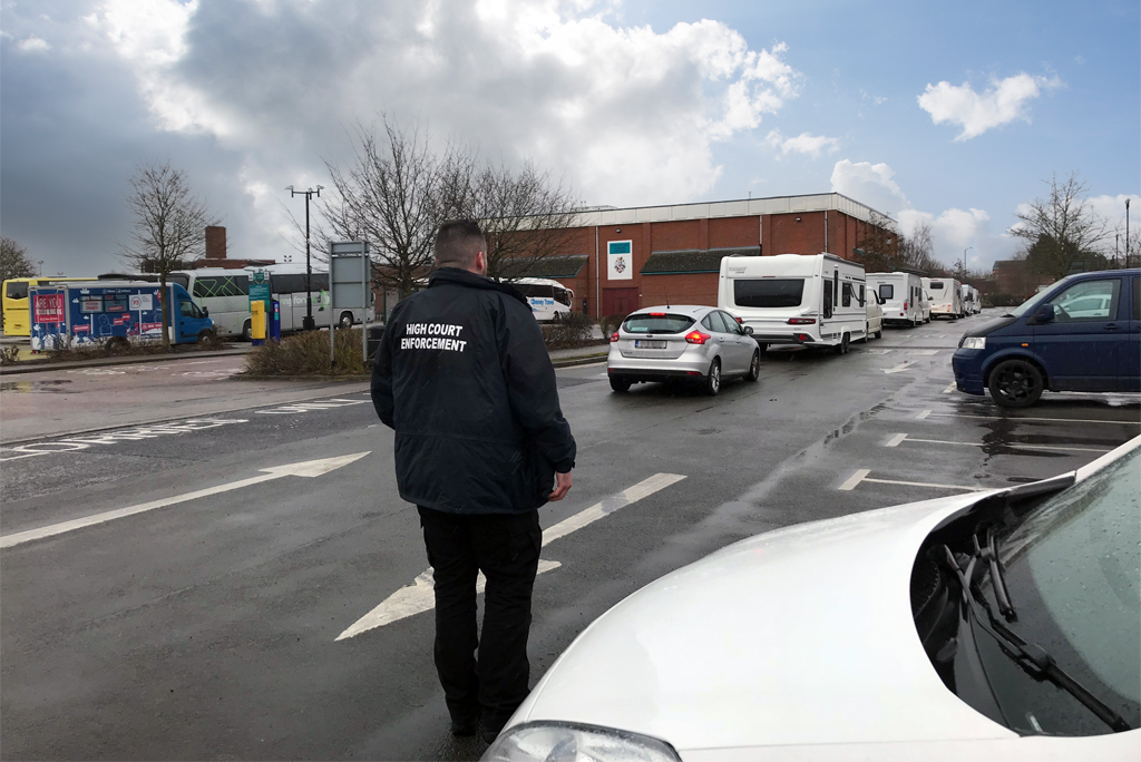 Keep Trespassing Travellers Off DCBL Certificated High Court Enforcement Agent conducting Trespasser Removal